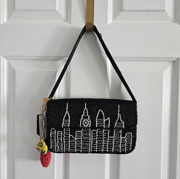 NWT Handmade In India Viral Beaded NYC Skyline Shoulder Bag - Picture 1 of 9